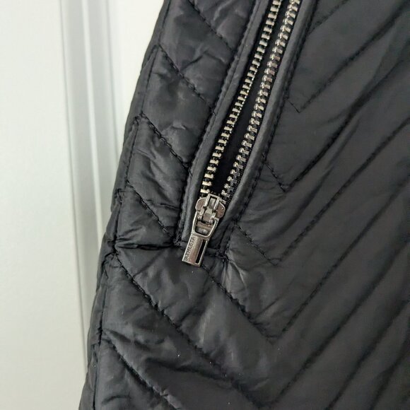 Athleta Quilted Shorts Women's Size 6 Black Apres Ski Drawstring Waist - Picture 12 of 15